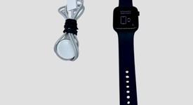 Fair
													Apple Watch SE 2nd Gen 44mm - Midnight, A2723 - GPS, Aluminum, photo 2 of 6
