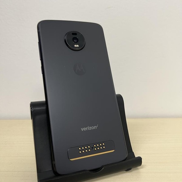 Moto Z4 - Verizon, Gray, 128 GB, 4 GB