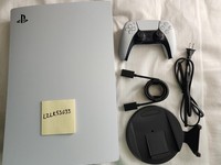 PlayStation 5 Standard Edition (2020)