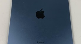 Good
													Apple iPad Air 5th Gen - Unlocked, Blue, 256 GB, A2589, photo 3 of 7
