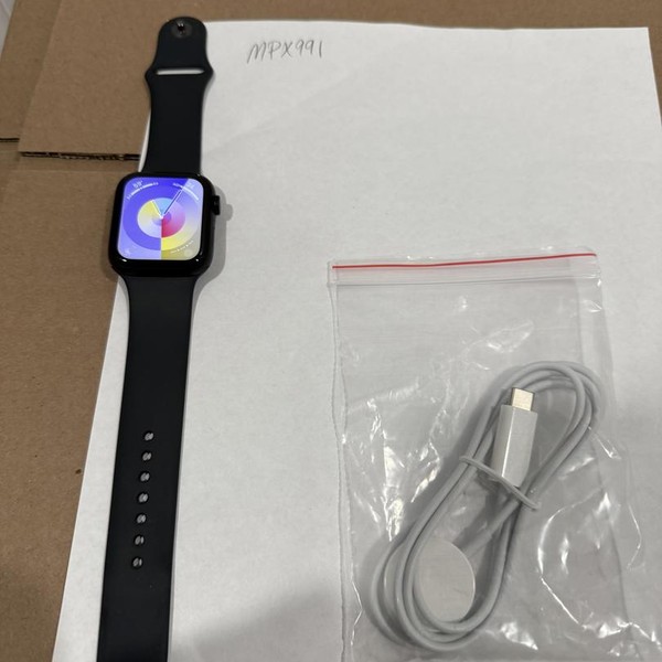 Apple Watch SE 2nd Gen 44mm - Midnight, A2723 - GPS, Aluminum