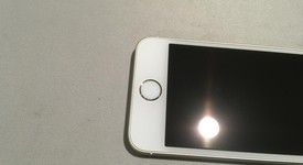 Good
													Apple iPhone SE 1st Gen 2016 - Unlocked, Gold, 64 GB, A1723, photo 3 of 13