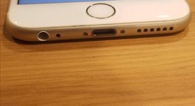 Good
													Apple iPhone 6S - AT&T, Rose Gold, 16 GB, A1633, photo 2 of 9