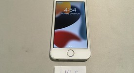 Good
													Apple iPhone SE 1st Gen 2016 - Unlocked, Silver, 32 GB, A1723, photo 1 of 12
