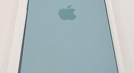 Mint
													Apple iPhone 16 - Unlocked, Teal, 128 GB, A3081, photo 5 of 12