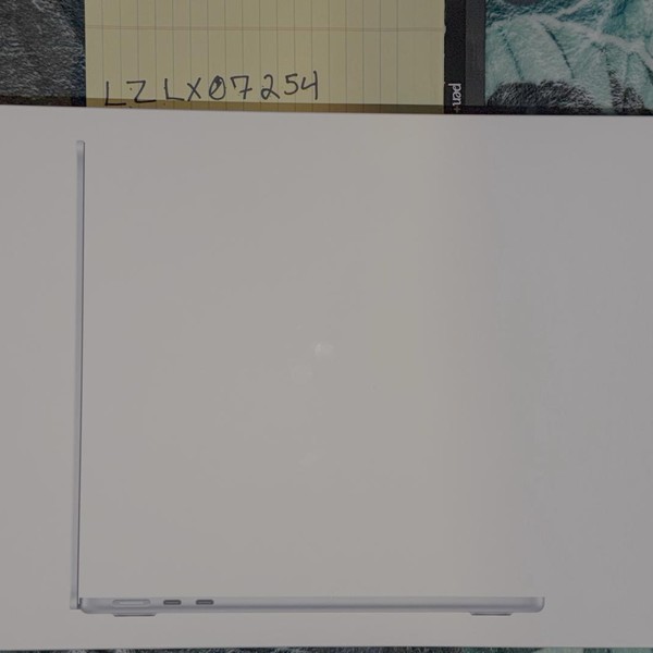 MacBook Air 2025 (M4) - 13 inch - 256 GB, Sky Blue, 16 GB, Apple M4