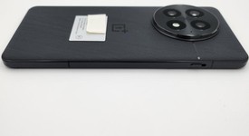 Mint
													OnePlus 13 - Unlocked, Black Eclipse, 256 GB, 12 GB, photo 5 of 7