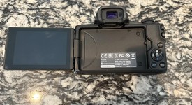 Mint
													Canon EOS M50, photo 4 of 8