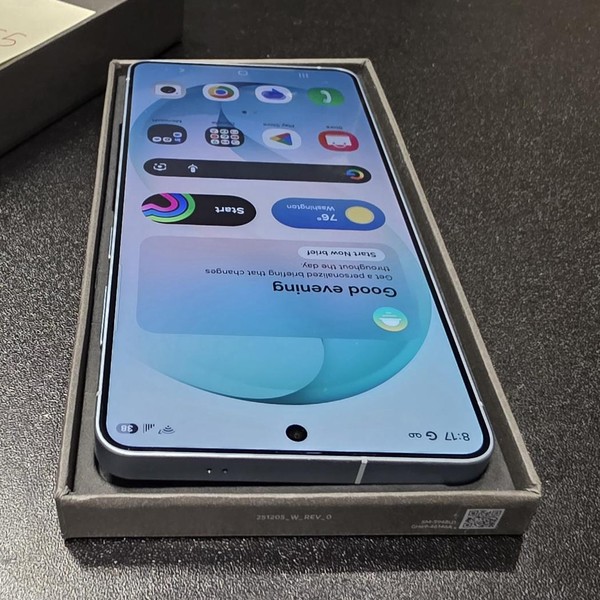 Samsung Galaxy S26 Ultra - Unlocked, 512 GB, Sky Blue, 12 GB, SM-S948U1