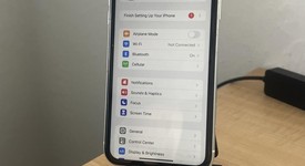 Good
													Apple iPhone Xr - Unlocked, White, 64 GB, A1984, photo 4 of 8