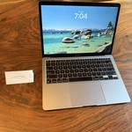 Good MacBook Air 2020 - 13 inch - 512 GB, Gray, 8 GB, Apple M1