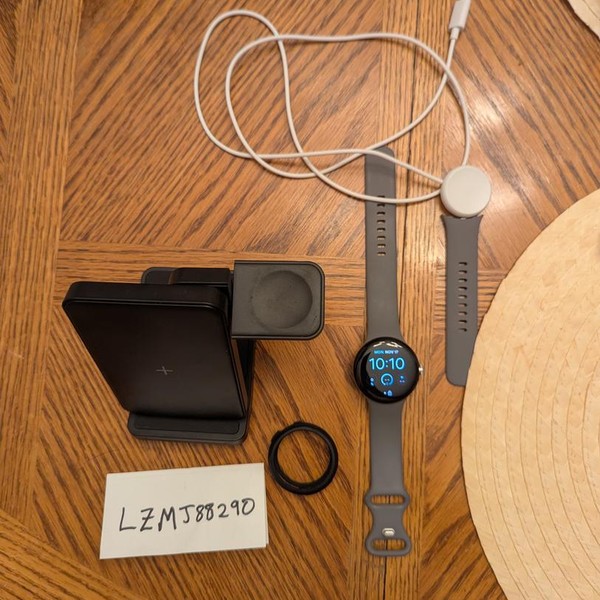 Google Pixel Watch - Unlocked, Silver, LTE