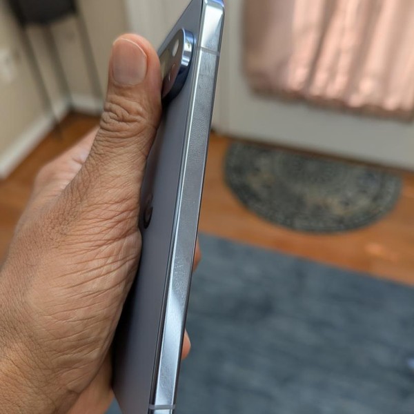 Google Pixel 10 Pro - Unlocked, 256 GB, Moonstone, G4QUR