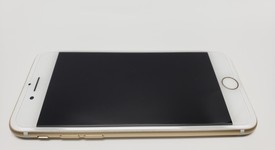 Mint
													Apple iPhone 7 - Unlocked, Gold, 128 GB, A1660, photo 3 of 10