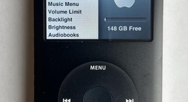 Fair
													Apple iPod Classic 6th Gen 2008 - Black, 160 GB, photo 3 of 13