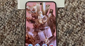 Mint
													Google Pixel 8 - Unlocked, Rose, 128 GB, 8 GB, G9BQD, Sub-6 5G, photo 2 of 13