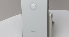 Good
													Apple iPhone Xr - Unlocked, White, 64 GB, A1984, photo 3 of 8