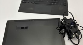 Good
													Microsoft Surface Pro 6 - Wi-Fi, Silver, 128 GB, 8 GB, photo 2 of 12