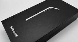 New
													Samsung Galaxy S25 - T-Mobile, Silver Shadow, 128 GB, 12 GB, SM-S931U, photo 3 of 4