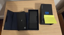 Good
													Samsung Galaxy S9 - Verizon, Black, 64 GB, SM-G960U, photo 1 of 3