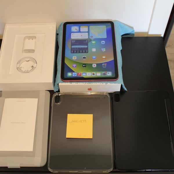 Apple iPad 10th Gen - Wi-Fi, 64 GB, Pink, A2696