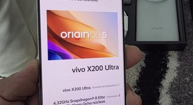 Mint
													Vivo X200 Ultra - Unlocked Non-US, Silver, 1 TB, 16 GB, photo 1 of 8