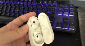 Used
													Apple AirPods Pro 2 - USB-C, photo 2 of 7