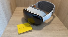 Mint
													Apple Vision Pro - 256 GB, photo 1 of 8