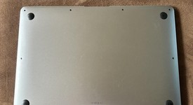Good
													MacBook Air 2020 - 13" - I3, Silver, 256 GB, 8 GB, photo 4 of 9