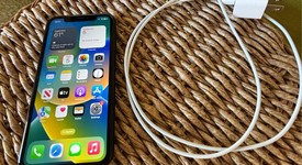 Good
													Apple iPhone Xr - Unlocked, Black, 128 GB, A1984, photo 3 of 5