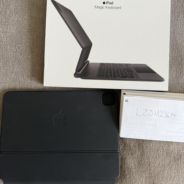 Apple Magic Keyboard for iPad - Black