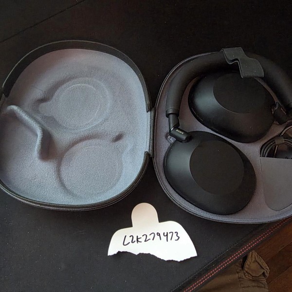 Sony WH-1000XM6 - Black