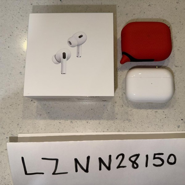 Apple AirPods Pro 2 - Lightning