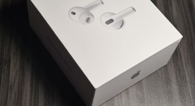 New
													Apple AirPods Pro 3, photo 2 of 3
