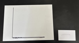 New
													MacBook Air 2024 (M3) - 13" - Apple M3, Gray, 512 GB, 24 GB, 10-core GPU, photo 1 of 4