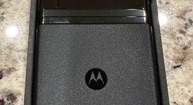 Mint
													Motorola Razr Plus (2023) - Unlocked, Black, 256 GB, 8 GB, photo 5 of 8