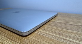 Fair
													MacBook Pro 2017 (No Touch Bar) - 13" - I5, Silver, 256 GB, 8 GB, photo 4 of 8