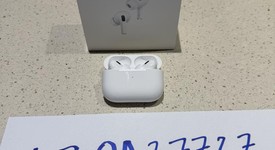 Used
													Apple AirPods Pro 2 - Lightning, photo 2 of 2