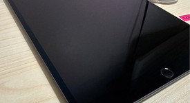 Good
													Apple iPad Air 3rd Gen - Unlocked, Gray, 256 GB, photo 4 of 8