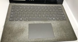 Fair
													Microsoft Surface Laptop - Gold, 256 GB, 8 GB, photo 5 of 12