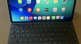 Good
													Apple iPad Pro 11" 2nd Gen 2020 - Unlocked, Silver, 512 GB, A2068, photo 4 of 9