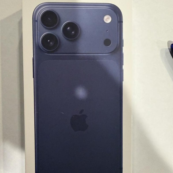 Apple iPhone 17 Pro Max - Verizon, 1 TB, Deep Blue, A3257