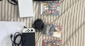 Mint
													Nintendo Switch - OLED - White, 64 GB, photo 1 of 6