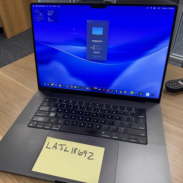 MacBook Pro Late 2023 (M3) - 16 inch - 1 TB, Black, 36 GB, Apple M3 Max 14-core, 30-core GPU