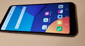 Good
													LG G6 - T-Mobile, Black, 32 GB, 4 GB, H872, photo 4 of 9