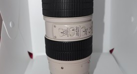 Good
													Canon EF 70-200mm f/2.8L IS USM, photo 1 of 7