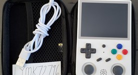 Mint
													Anbernic RG353V - White, 64 GB, 16 GB, photo 1 of 12