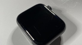 Good
													Apple Watch Series 5 44mm - Gray, A2093 - GPS, Nike, photo 2 of 5
