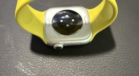 Good
													Apple Watch Series 10 42mm - Unlocked, Silver, A3001 - Cellular, Aluminum, photo 3 of 5