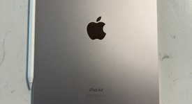 Good
													Apple iPad Air 5th Gen - Unlocked, Pink, 64 GB, A2589, photo 5 of 10